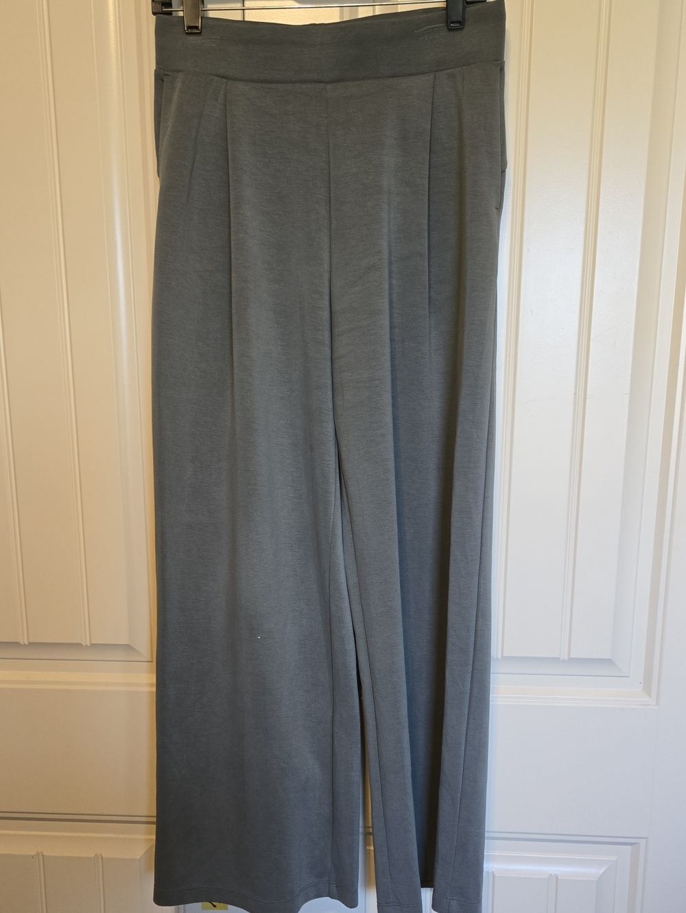 Wide Leg Gray Knit Pants